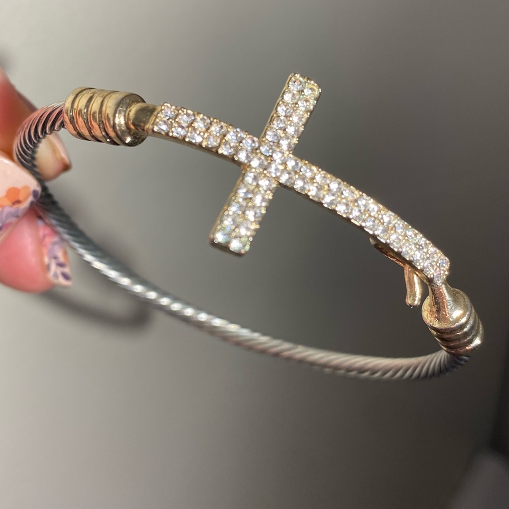 Cross Bracelet